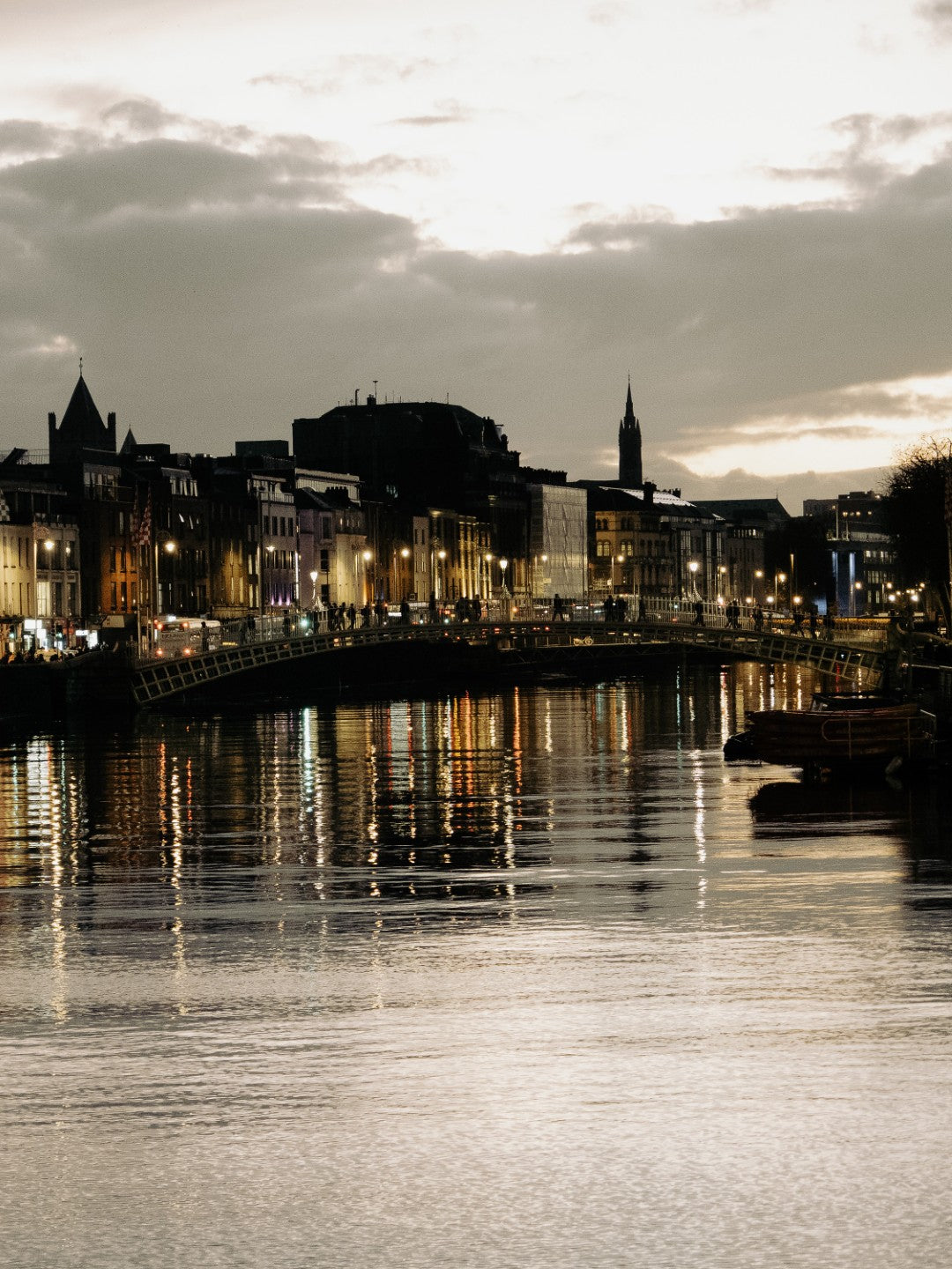 Ha'penny Bridge, Dublin